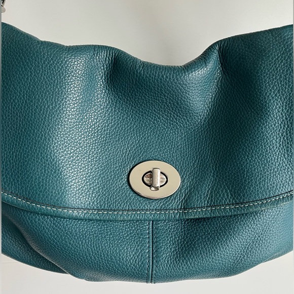 Coach Teal Leather Turn lock Flap Y2K😍😍😍 - Picture 6 of 16